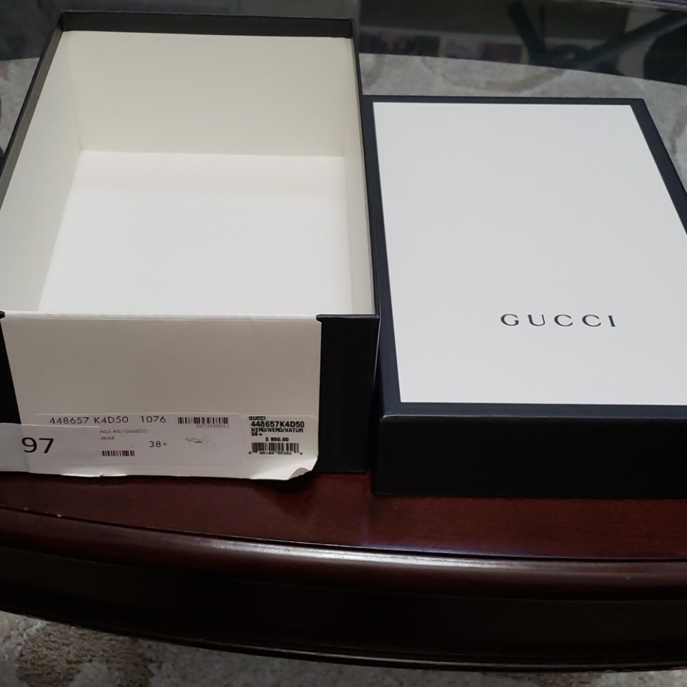 Gucci empty shoe box - Picture 4 of 4